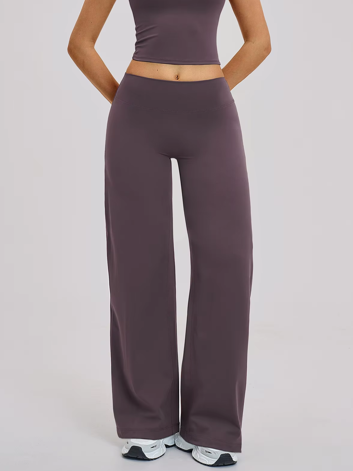 Pantalon bas évasé ajusté