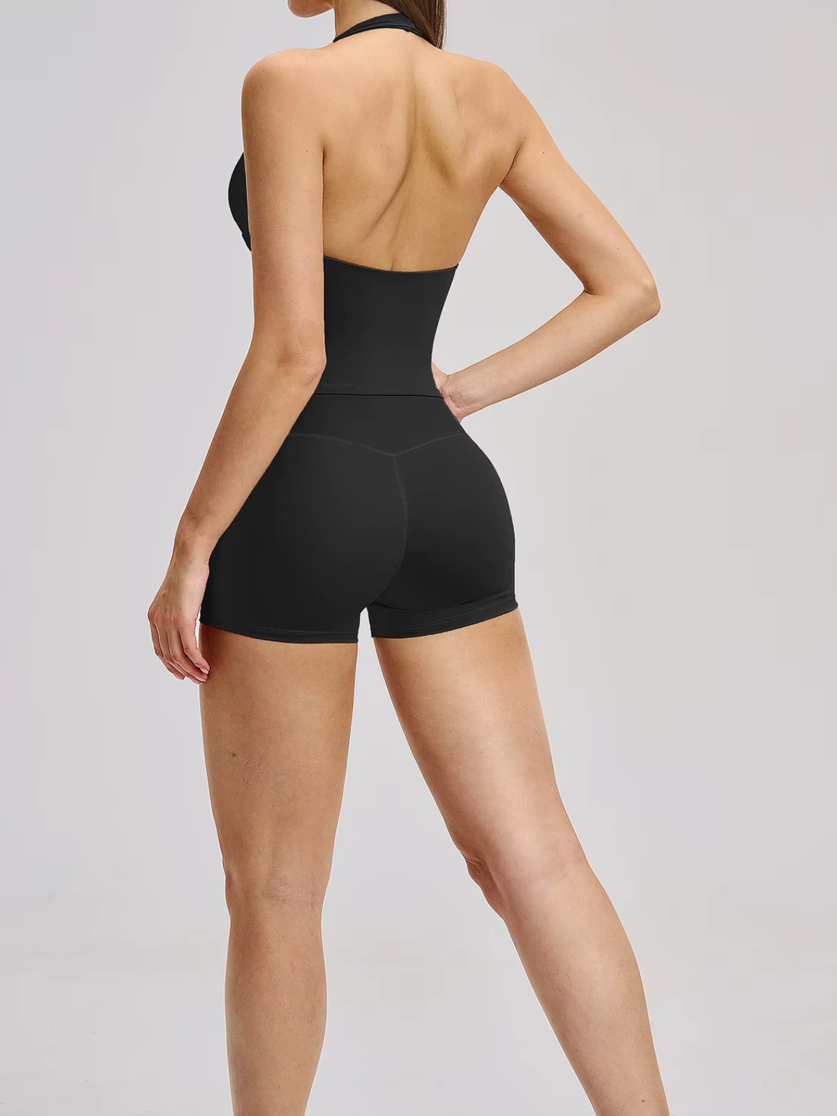 Form Halter Tank